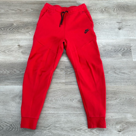 Nike Mens Sportswear Tech Fleece Joggers Red Size Small CU4495-657 - Picture 1 of 10